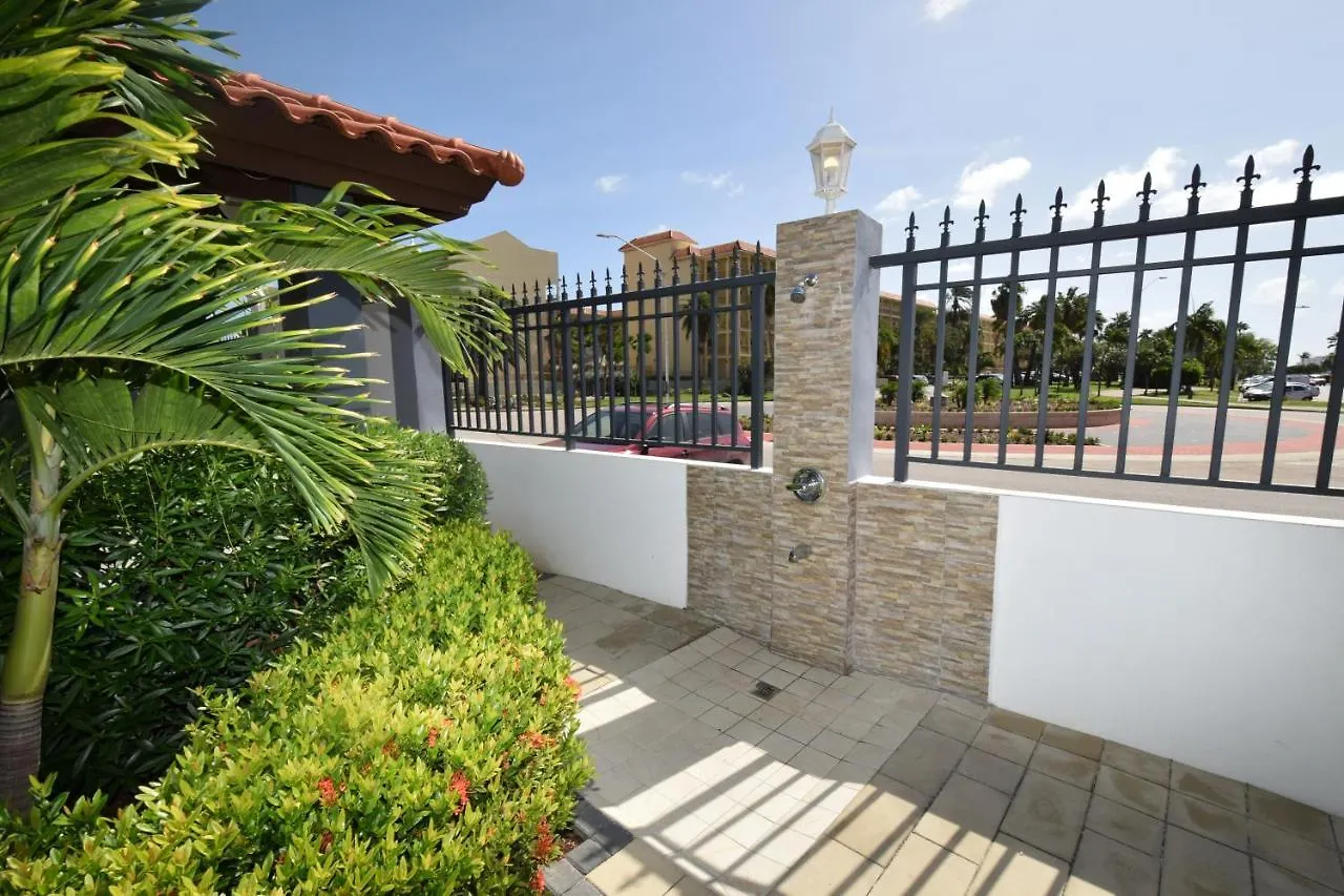 酒店 Arena Condos Aruba - Few Steps From Eagle Beach! 棕榈滩