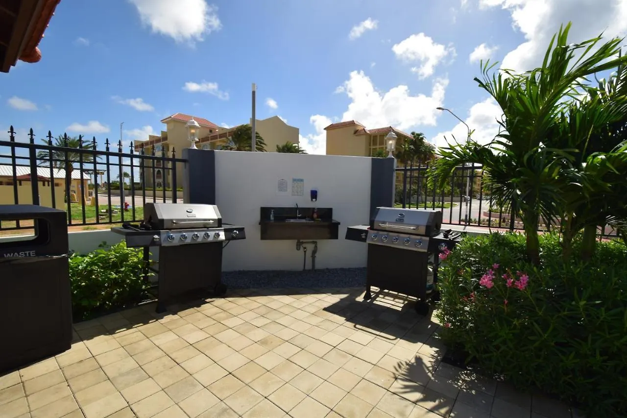 Arena Condos Aruba - Few Steps From Eagle Beach! 棕榈滩
